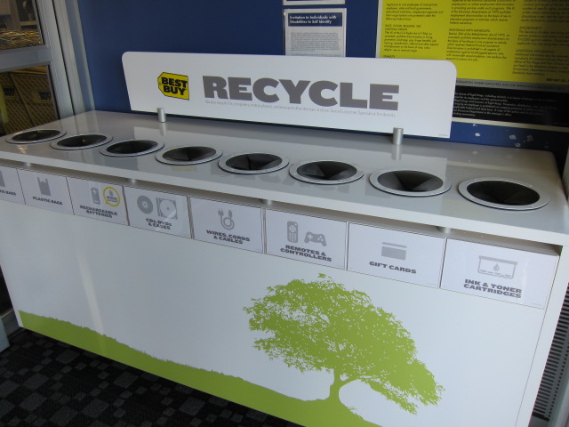 the trashbasher: Recycling electrical cords, small electronics, VHS