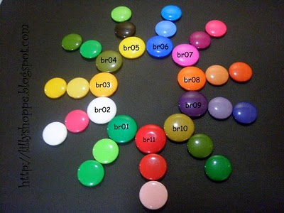 [11button+brooch.JPG]