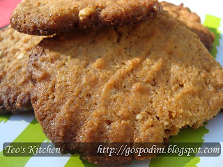 Biscuiti din unt de arahide