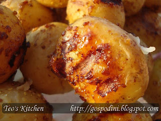 Cartofi noi glazurati