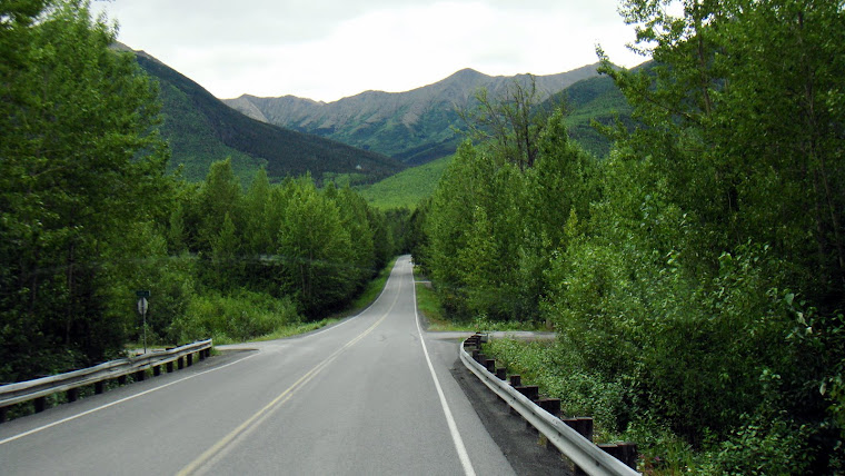 Road into Hope, Alaska