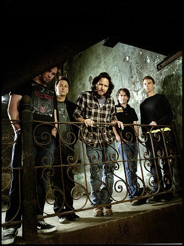 [PearlJam-2009PressPhoto-1.jpg]