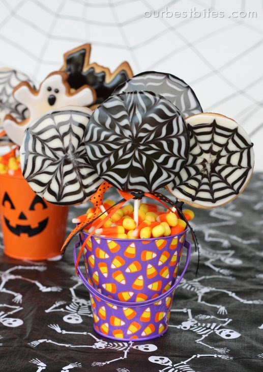 [spider+web+cookies.jpg]