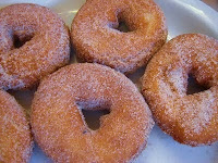 apple cider spice doughnuts