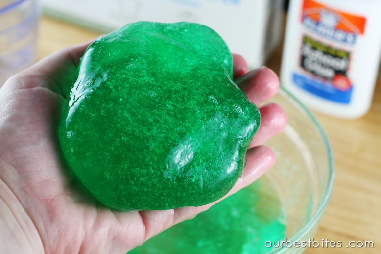 Homemade Glue vs. Store Bought Glue! Can Homemade Glue make Slime? 