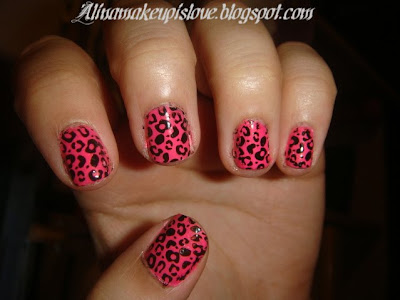 Nail Of The Day: Hot Pink and Black Konad Cheetah Print Nails! - Makeup ...