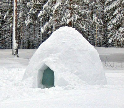 [igloo_outside.jpg]