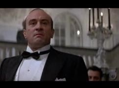 De Niro nel film The Untouchables