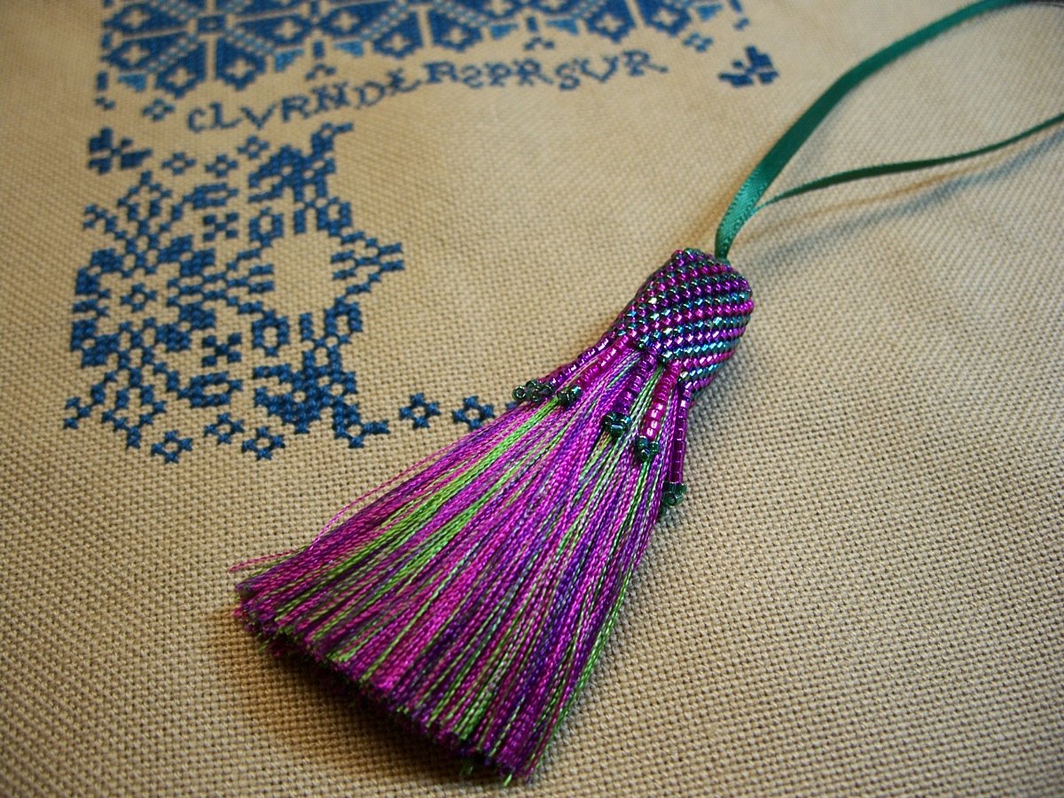 [Beaded+Fob+from+Lindsay.JPG]