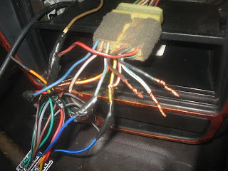 DIY REPAIR YOUR CAR.Diy membaiki kereta anda.: CARA PEMASANGAN RADIO