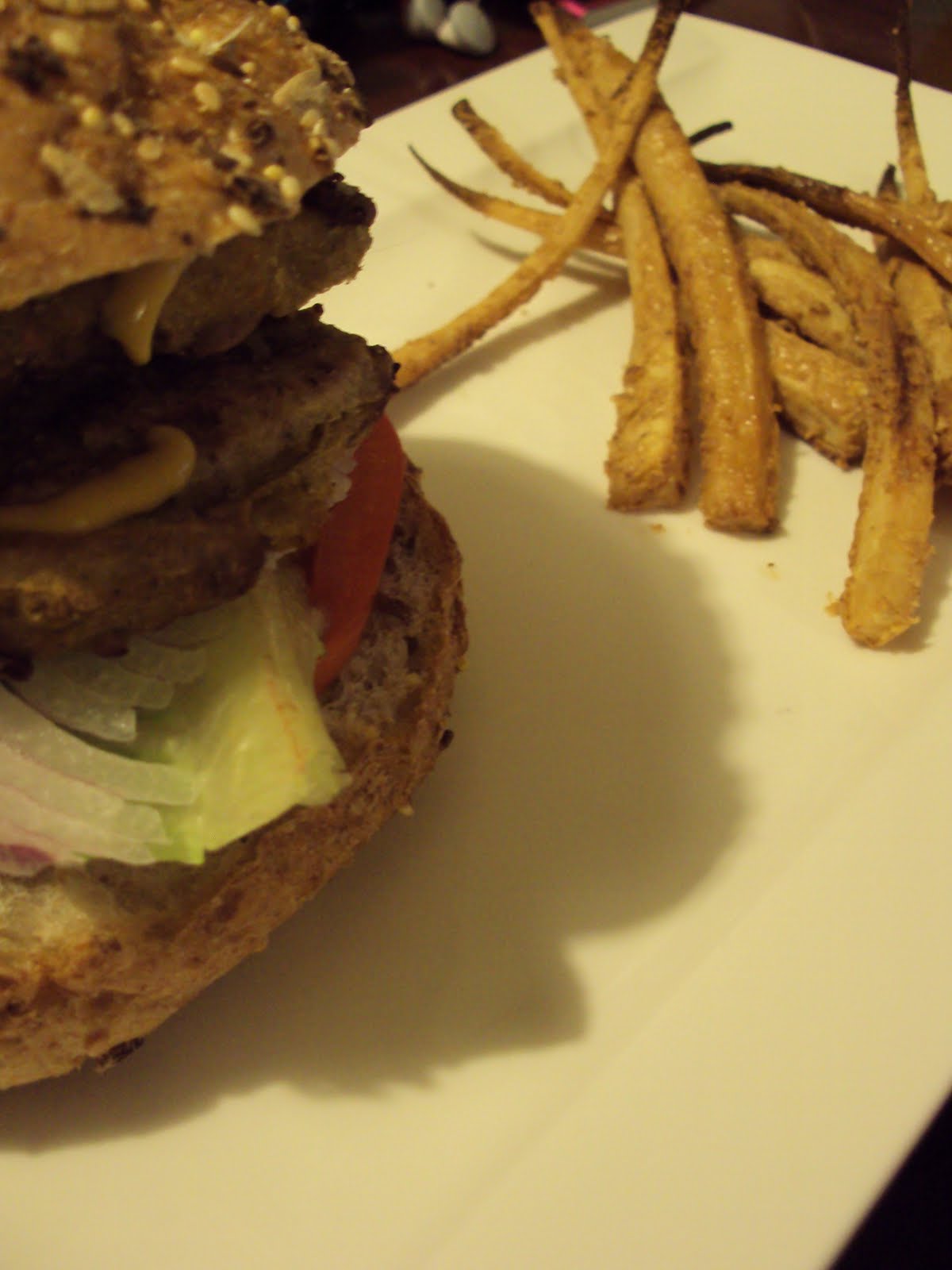 The Little Health Monster + Pregnancy! Homemade crackers! Veggie