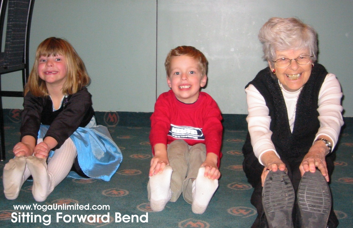 [Sitting+Forward+Bend.jpg]