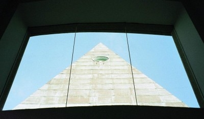 [116987567iurpmv_fs.jpg]