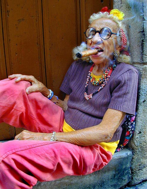 [cuban-woman.jpg]