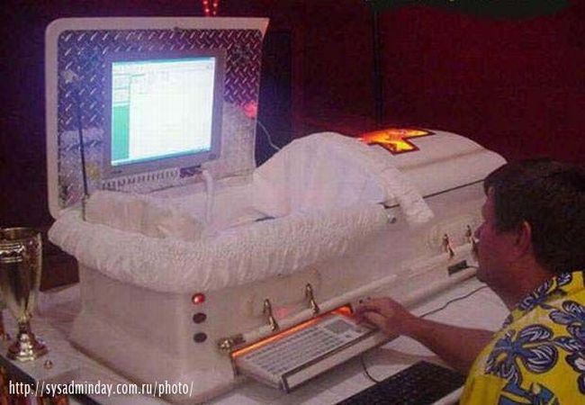 [cosciug+sicriu+internet+PC.jpg]
