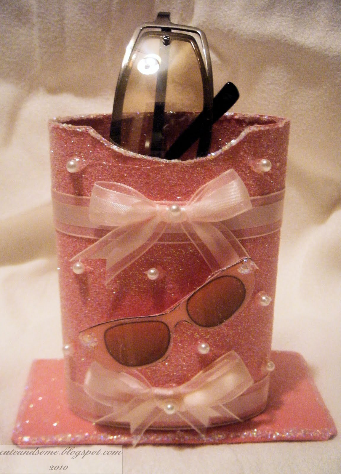 Cute and Some A REAL "GIRLYGIRL" BEDSIDE EYEGLASS HOLDER