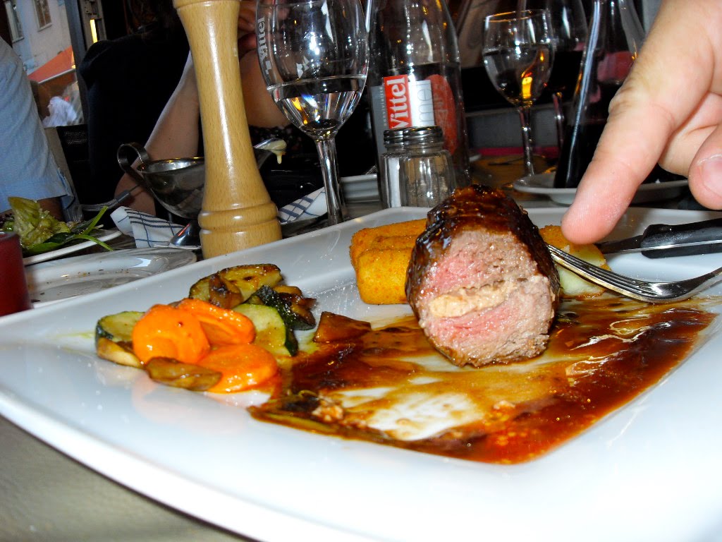 What did you order?: Bistro G-EA, Brussels as hell, French as fuck!