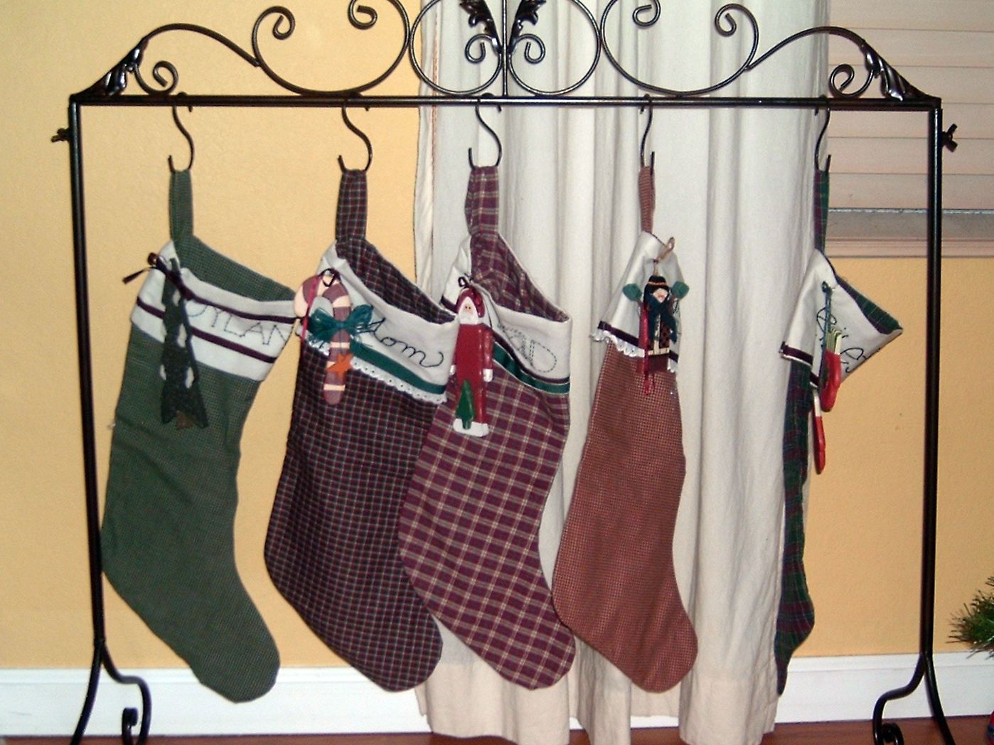 [stocking+stand.jpg]