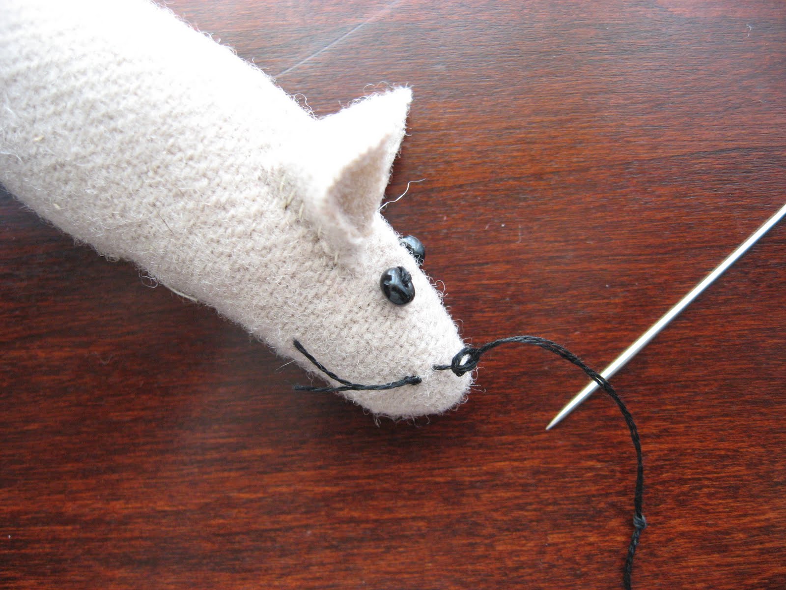 froo*gal: Antique Mouse Penwiper Pincushion DIY Tutorial