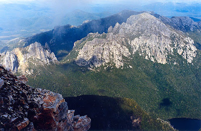 Sharlands Peak (left) and Philps Peak around Barron Pass, from Frenchmans Cap - 27 February 1999
