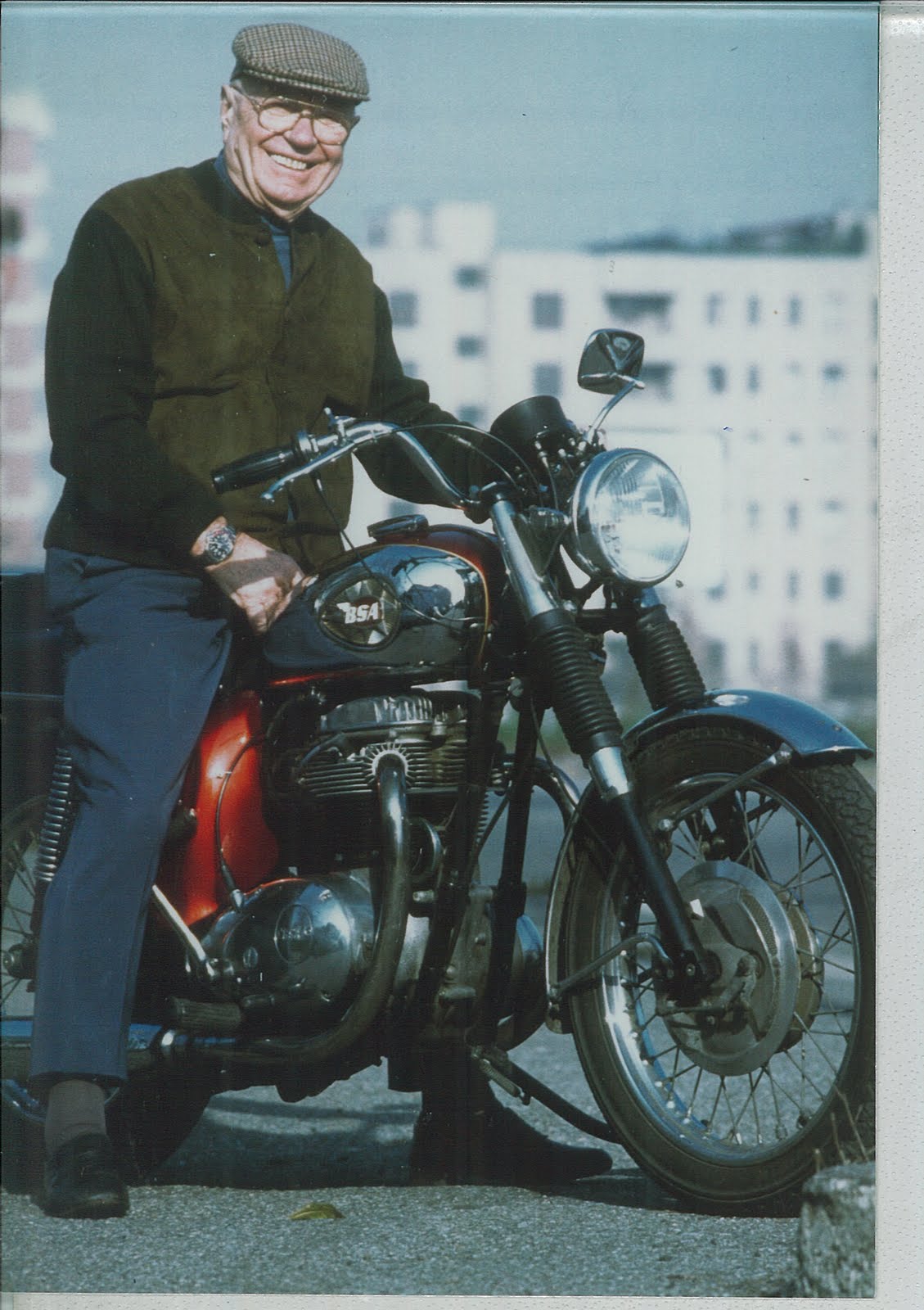 Un Film Che Ricorda Una Particolare Motocicletta