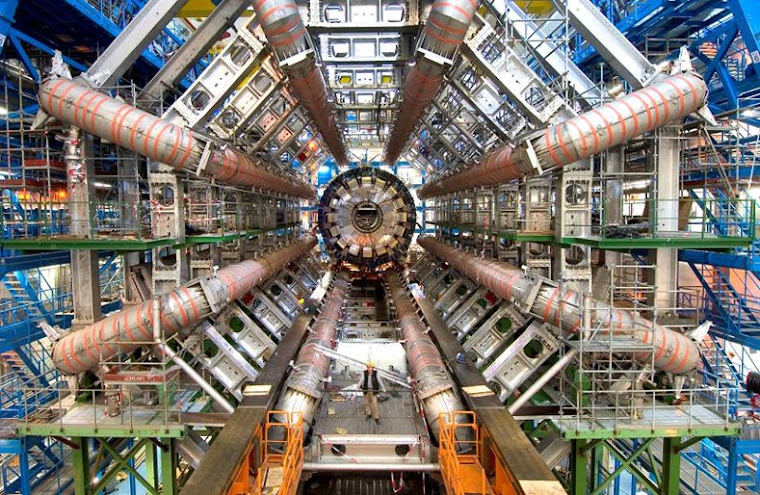 CERN=Η ΜΕΤΑΦΟΡΑ ΤΩΝ ΣΩΜΑΤΙΔΙΩΝ ΤΟΥ ΘΕΟΥ;;