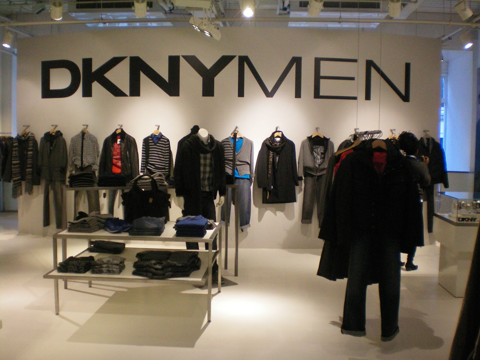 DIARY OF A CLOTHESHORSE: DKNY PRESS BREAKFAST EVENT