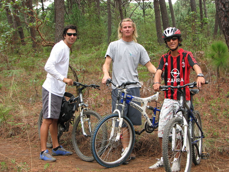 [Agus,+Martin+y+Fede.jpg]