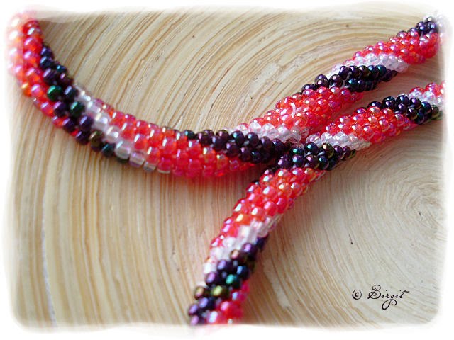 [Perlenkette+03.jpg]