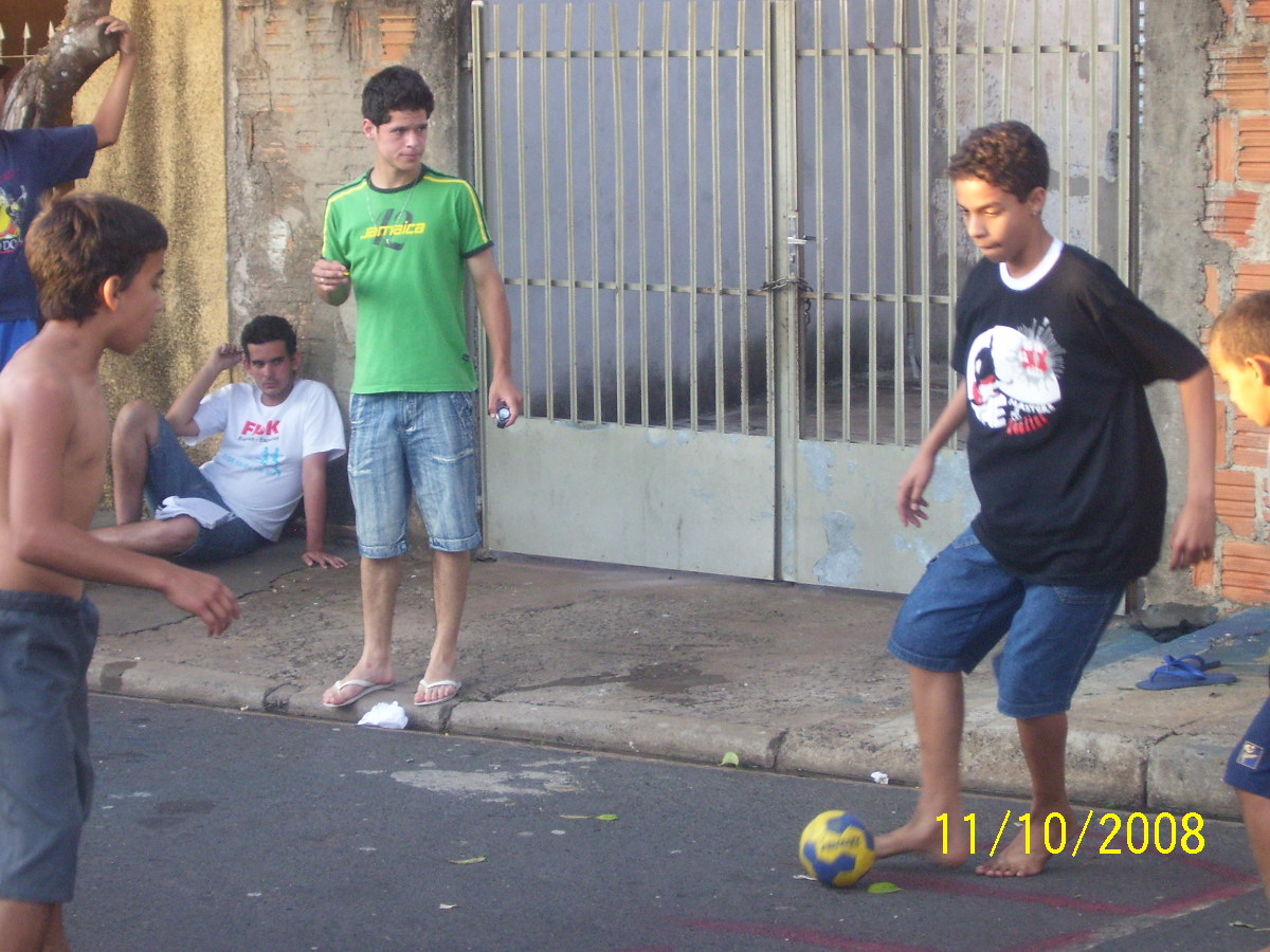 [4°+Futebol+de+Rua+DCI+2008+part.+3+035.jpg]