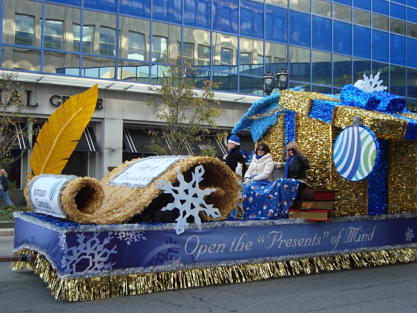 Milwaukee Holiday Parade