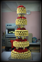 5 tiers Ferrero Rocher