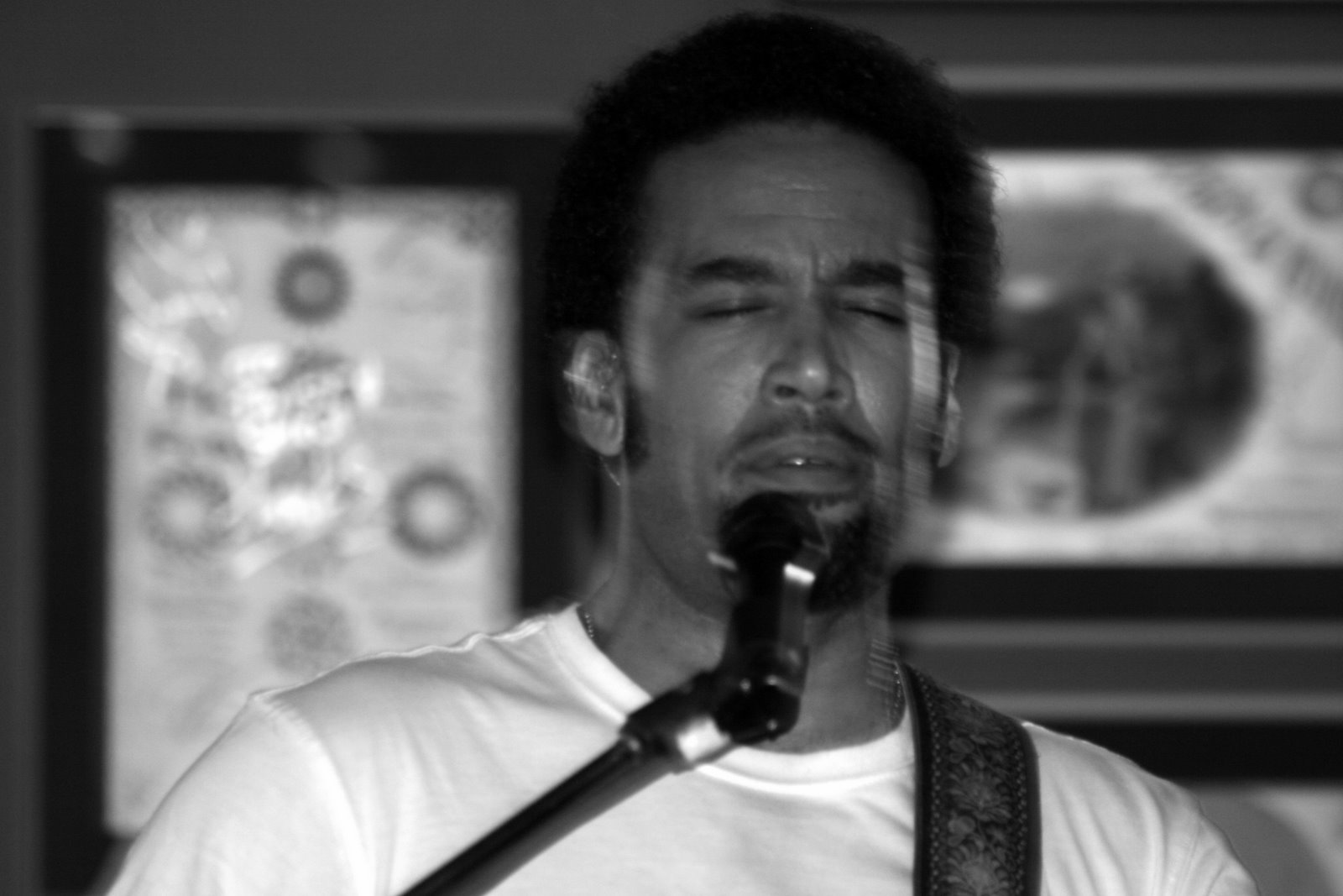 [ben+harper.jpg]