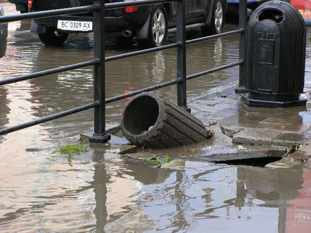 [Lviv_furacao10.jpg]