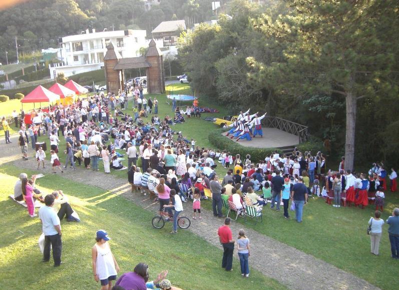 [Parque_Tingui_Curitiba_Brasil_2.JPG]