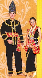 BEAUTIFUL COLORS: Sabah Costumes