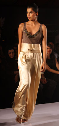 [Colombo+Fashion+Week.jpeg]