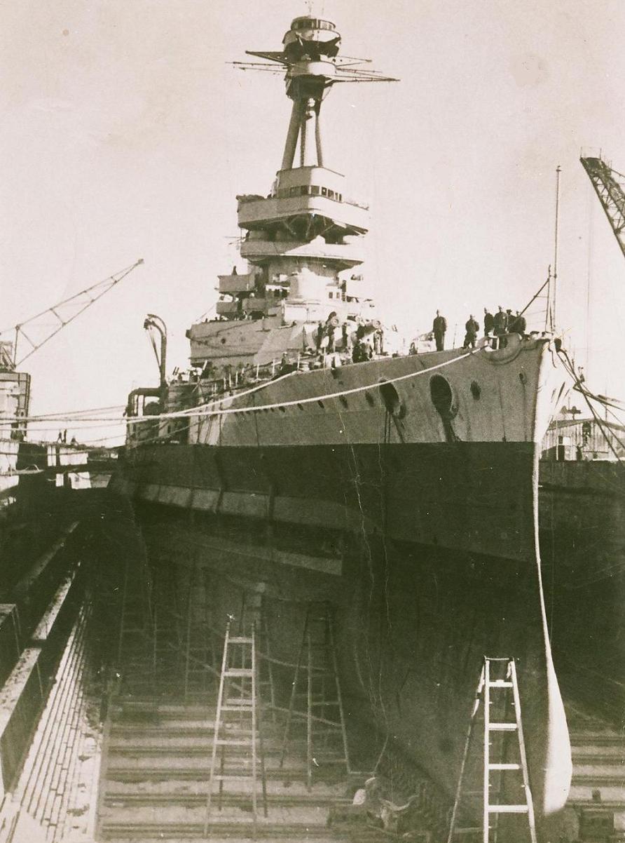 NOTICIAS DEL MUSEO Foto histórica Acorazado