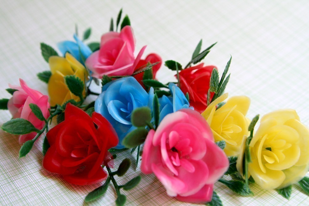 eklektick Things I LOVE Plastic Flowers?