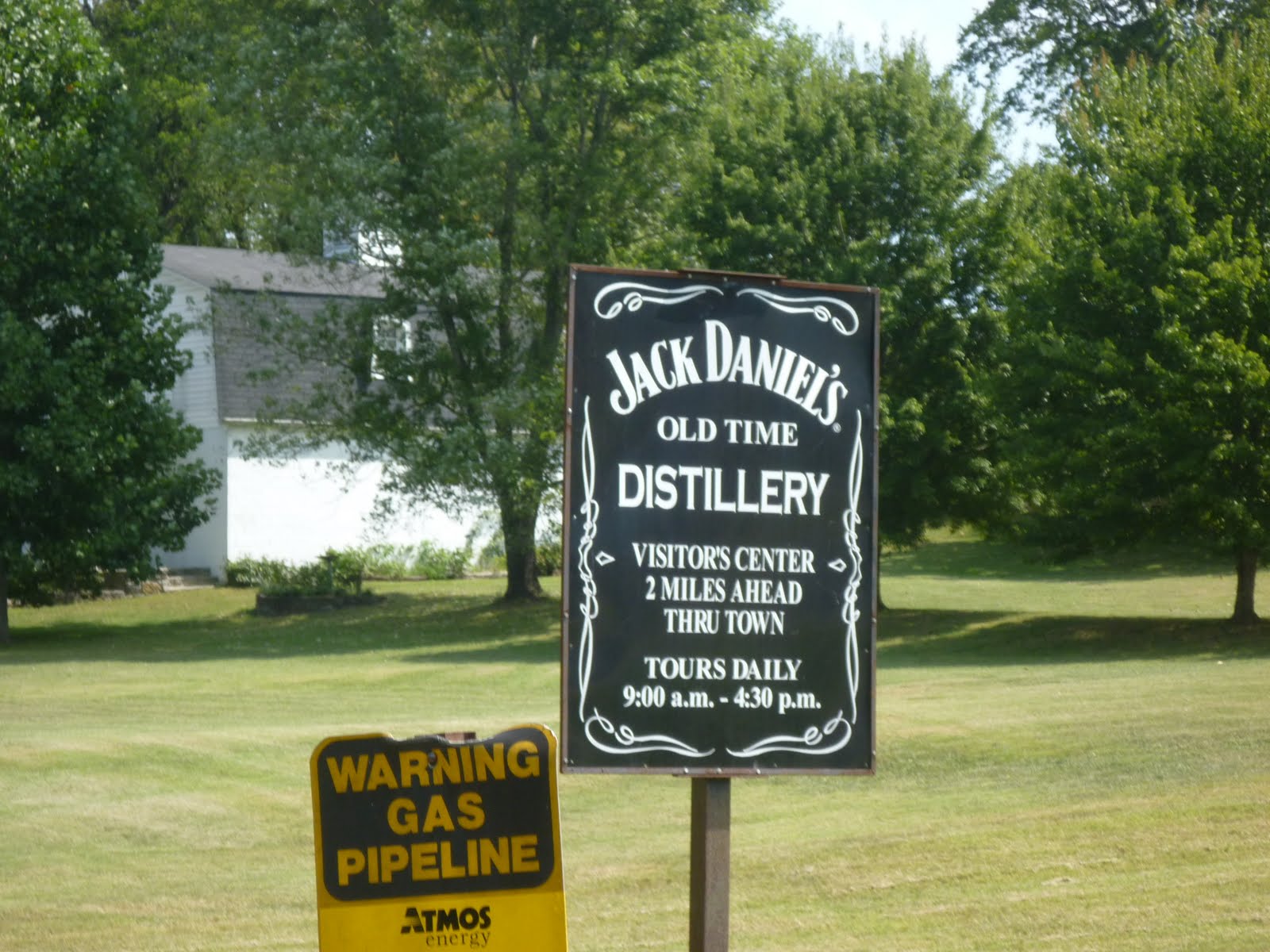 IdiotsWork Jack Daniels!