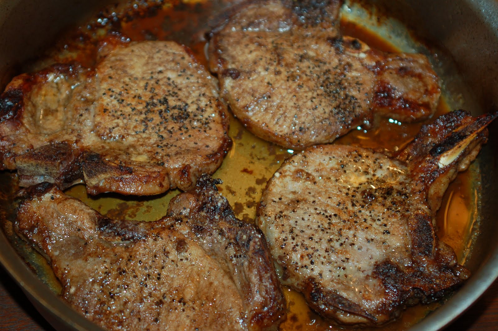 Let’s Eat Balsamic VinaigretteMarinated Pork Chops