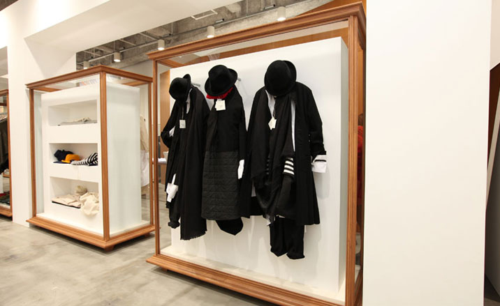 Pocket Store Comme Des Garcon Paris Store Building Comme Des