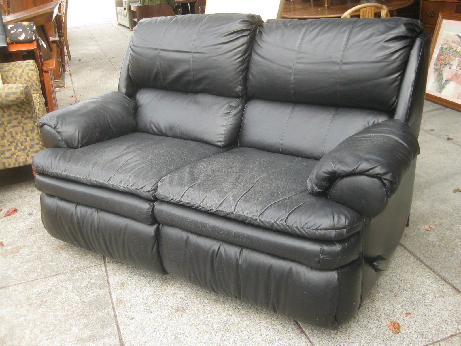 UHURU FURNITURE & COLLECTIBLES SOLD Loveseat with Recliners 70