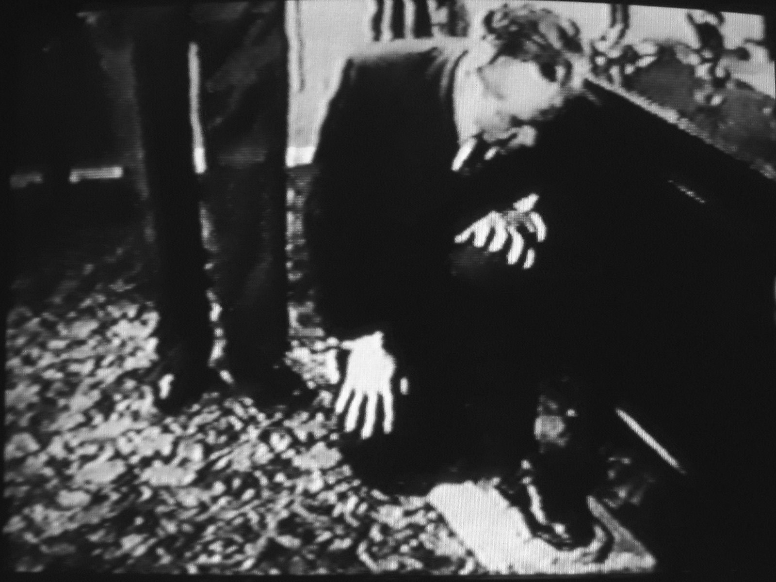 [So_Dark_the_Night_Lewis.jpg]