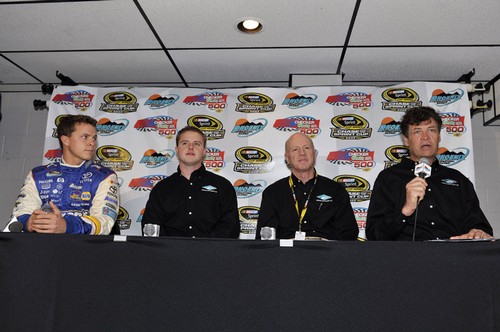 Trevor Bayne: Trevor Bayne to Drive the No. 99 Diamond-Waltrip Racing ...
