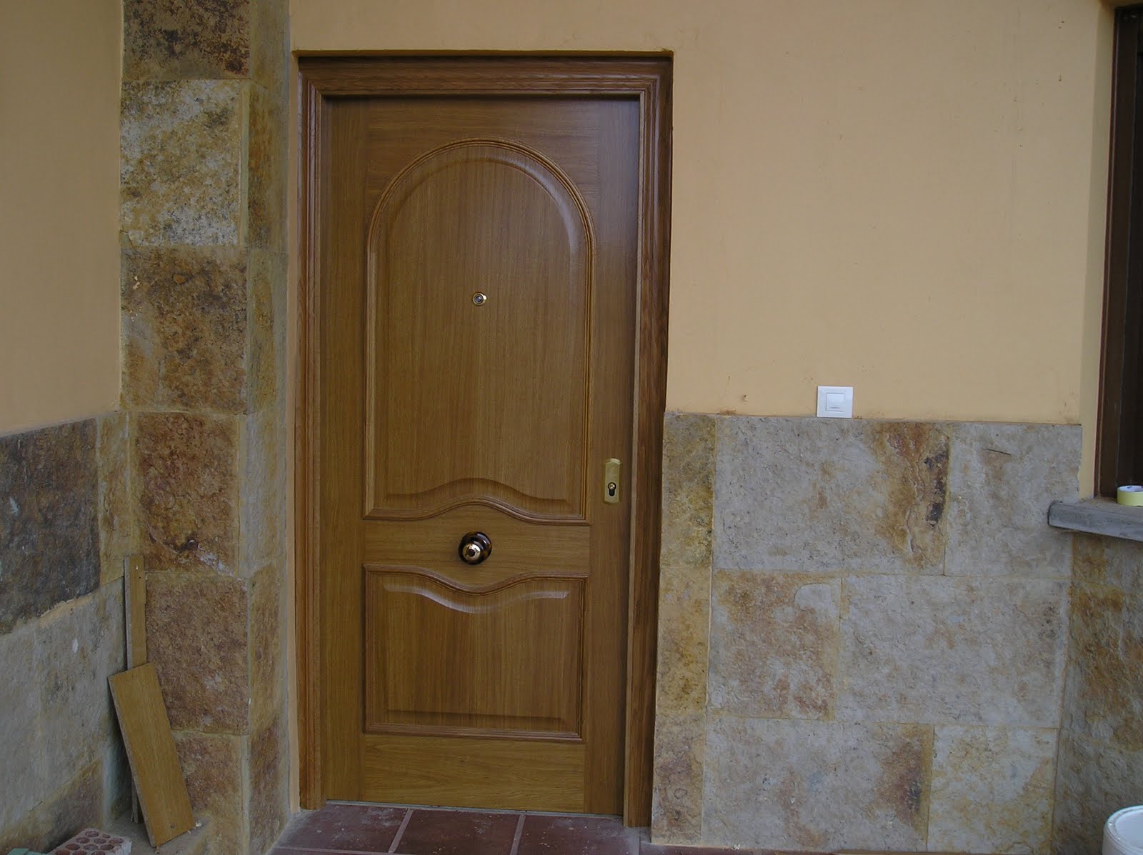 Puertas Arteco: Puerta de entrada