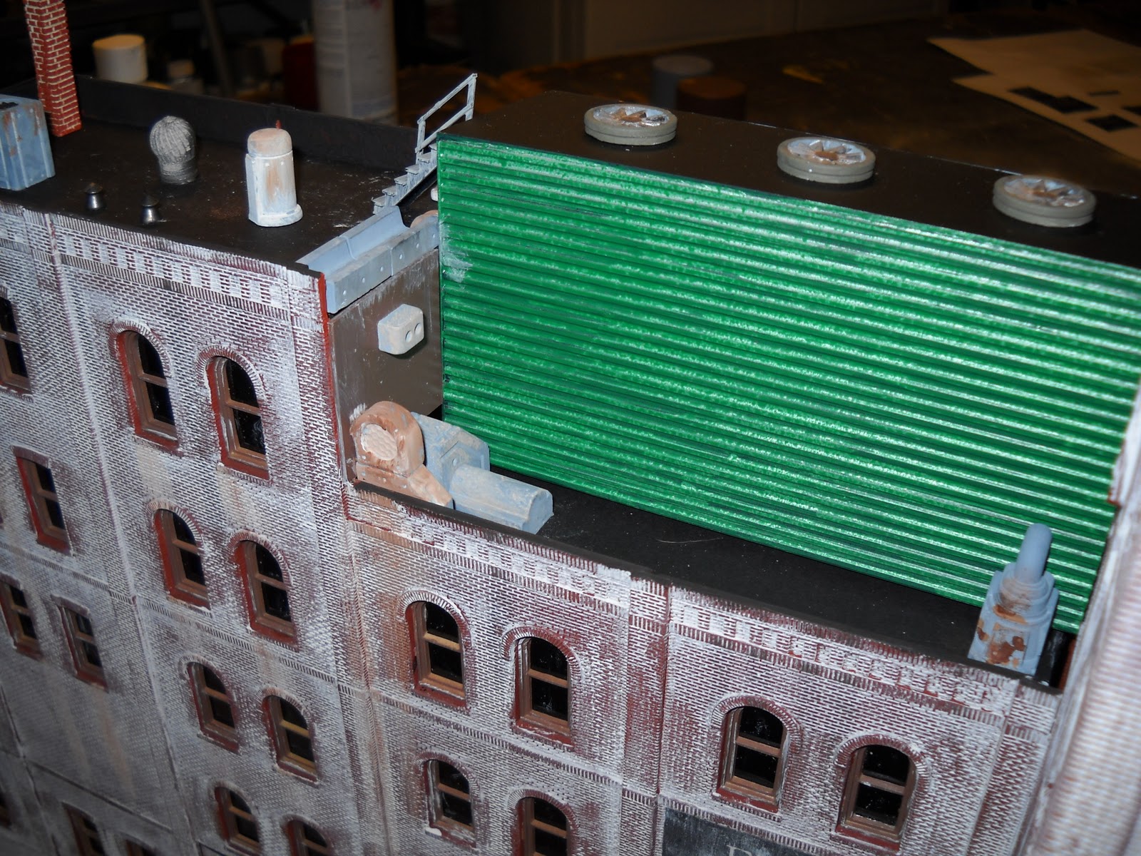 How to detail an HO factory