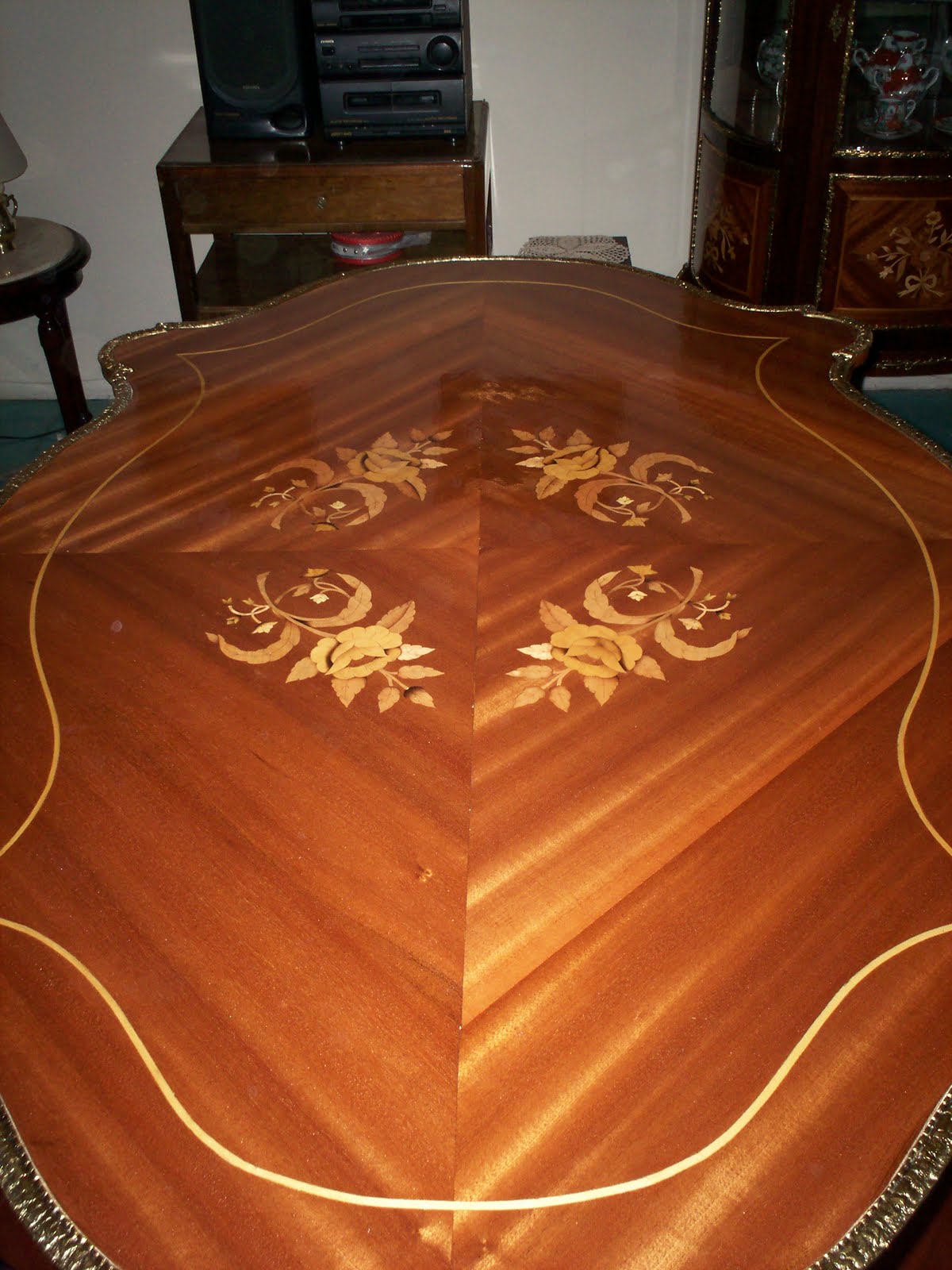 JOSE FERNANDEZ , ebanisteria fina y restauracion, calidad y exclusividad