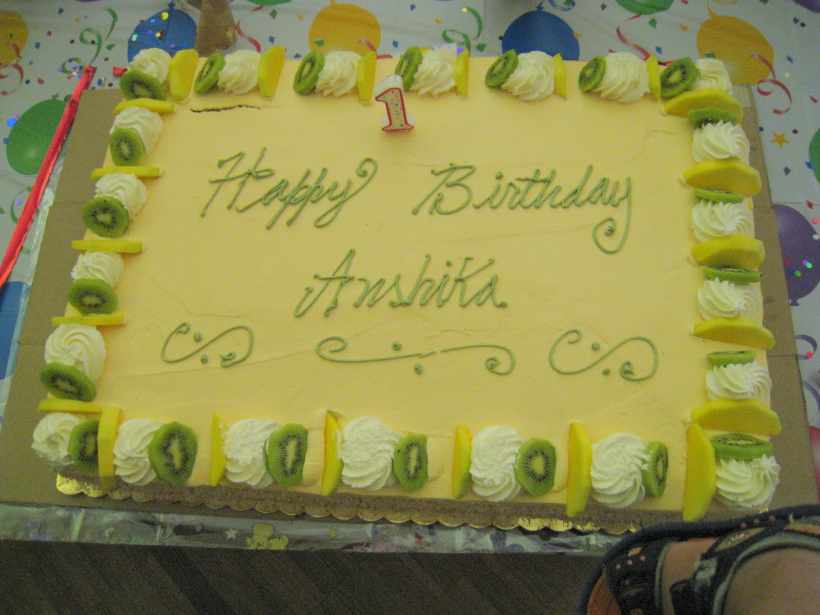 yatyalan whole foods order cake