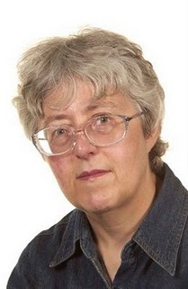 [LesleyHall-small.jpg]